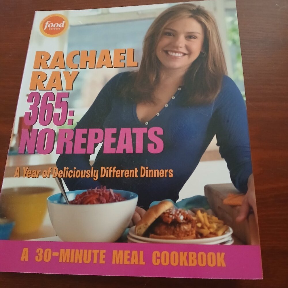 Rachael Ray 365 No Repeats A year of Deliciously Different Dinners Cookbook GUC